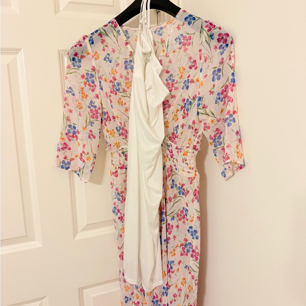 Cato Handkerchief Floral Print Dress size M. New without tags. - Picture 3 of 6